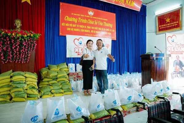 Biểu tượng thảo luận chiến lược và tương tác cộng đồng